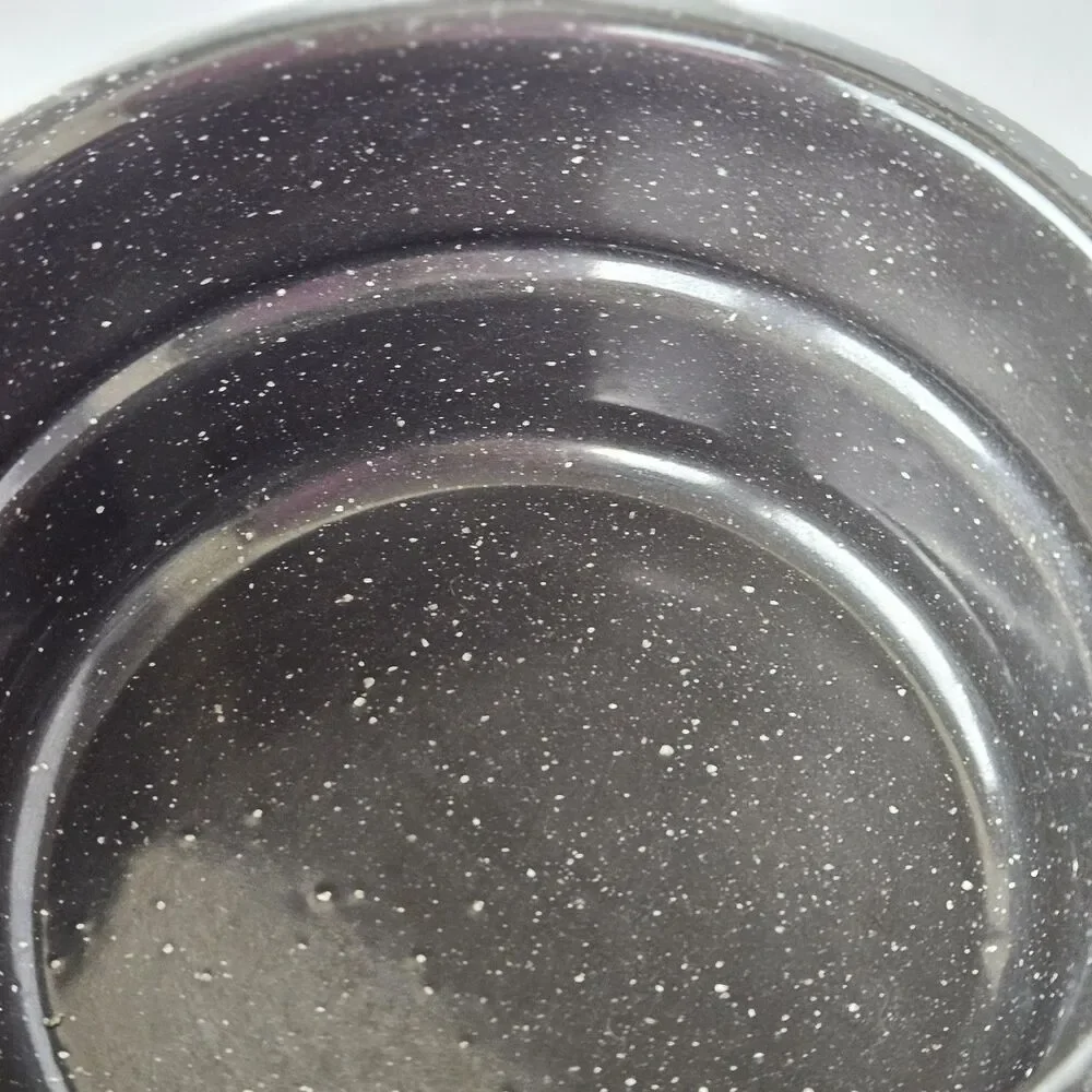 Old 1960s 3x6 Charcoal Gray White Speckled Vintage Enamelware One Quart Saucepan